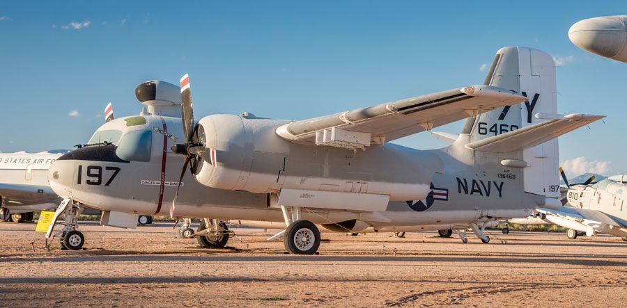 A picture of the Grumman S-2F Tracker