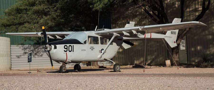 A picture of the Cessna O-2A Skymaster