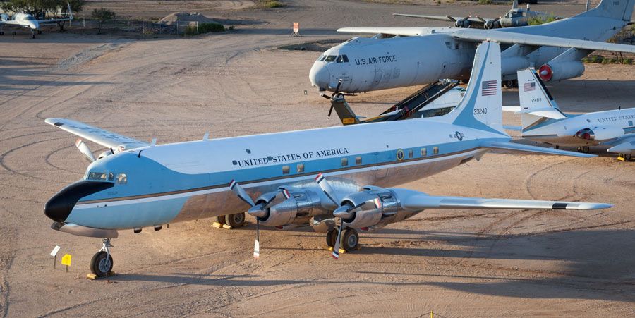 A picture of the Douglas VC-118A Liftmaster