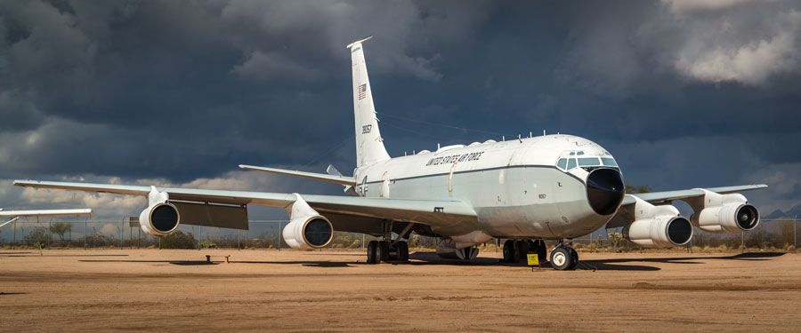 A picture of the EC-135J Stratotanker