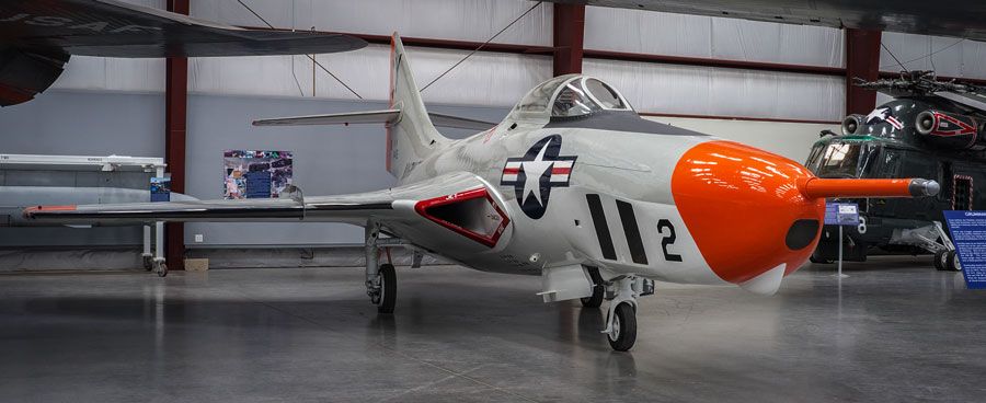 A picture of the Grumman F9F-8P Cougar